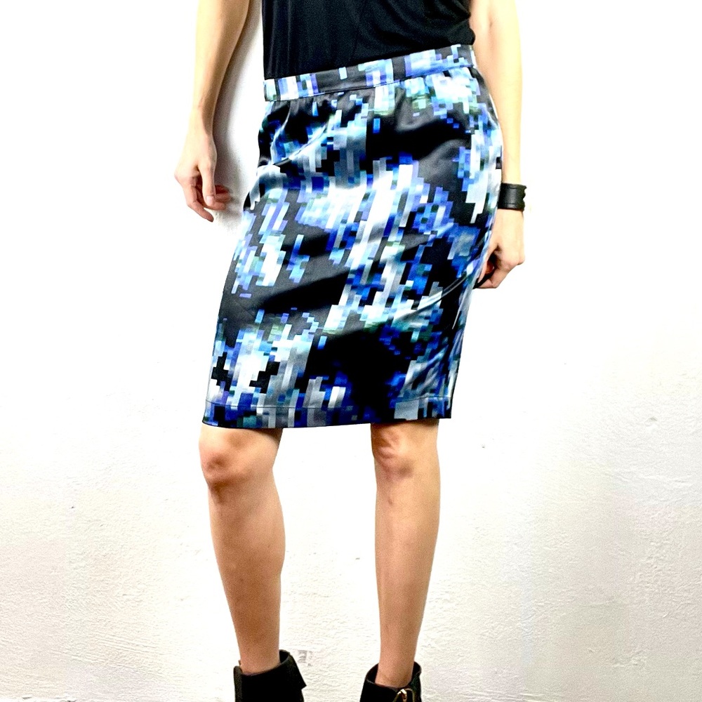 DALIA COLLECTION | 👾 Satin Pixelated Pixels Print Pencil Skirt